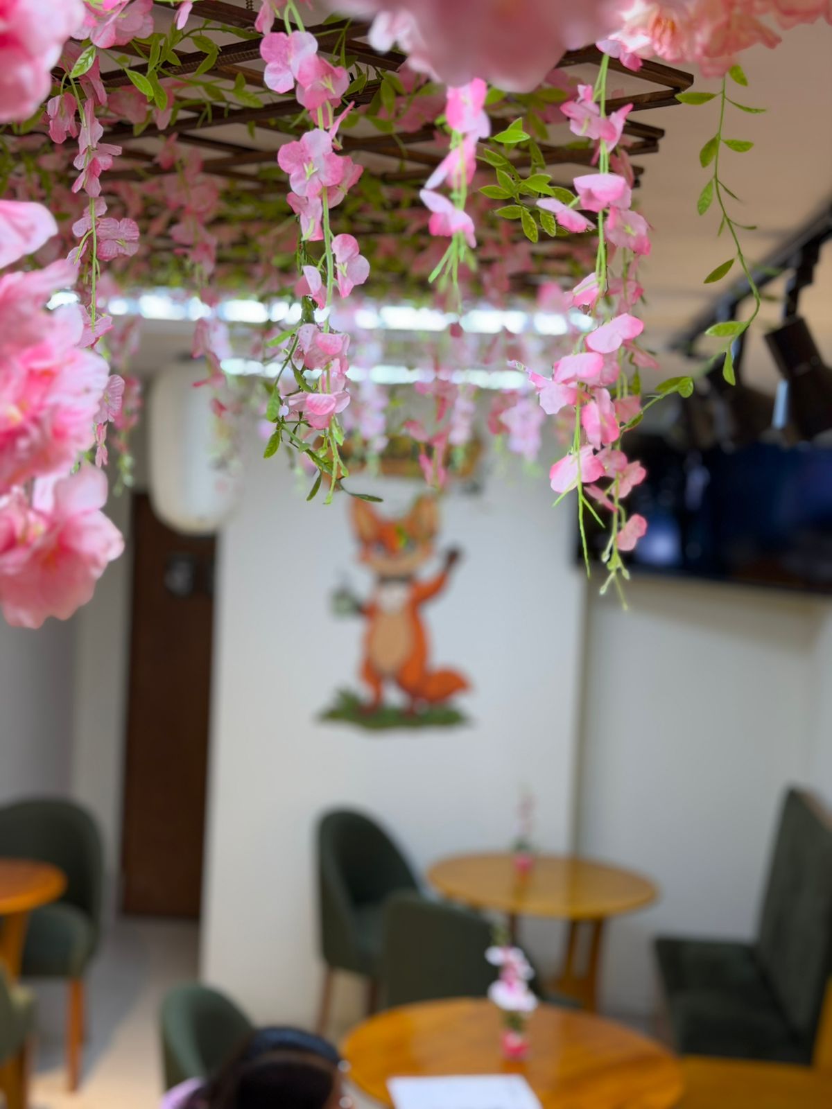 Interior Nagare — flores de sakura